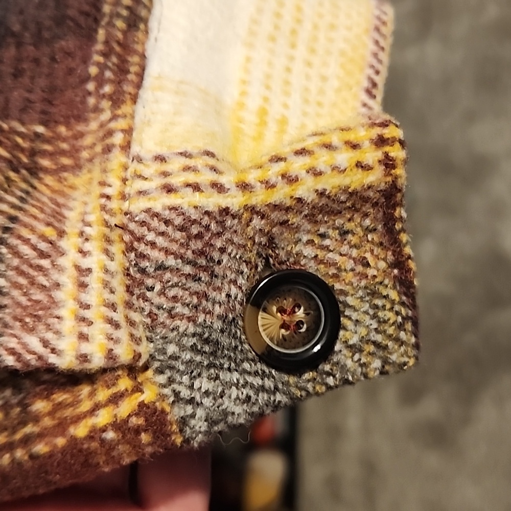 Women"s Shacket - Picture 5 of 5